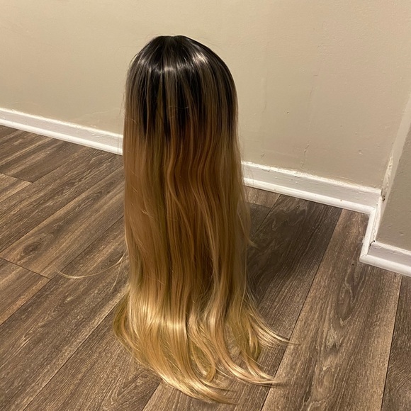 women’s dark black to blonde straight ombré wig - Picture 6 of 8